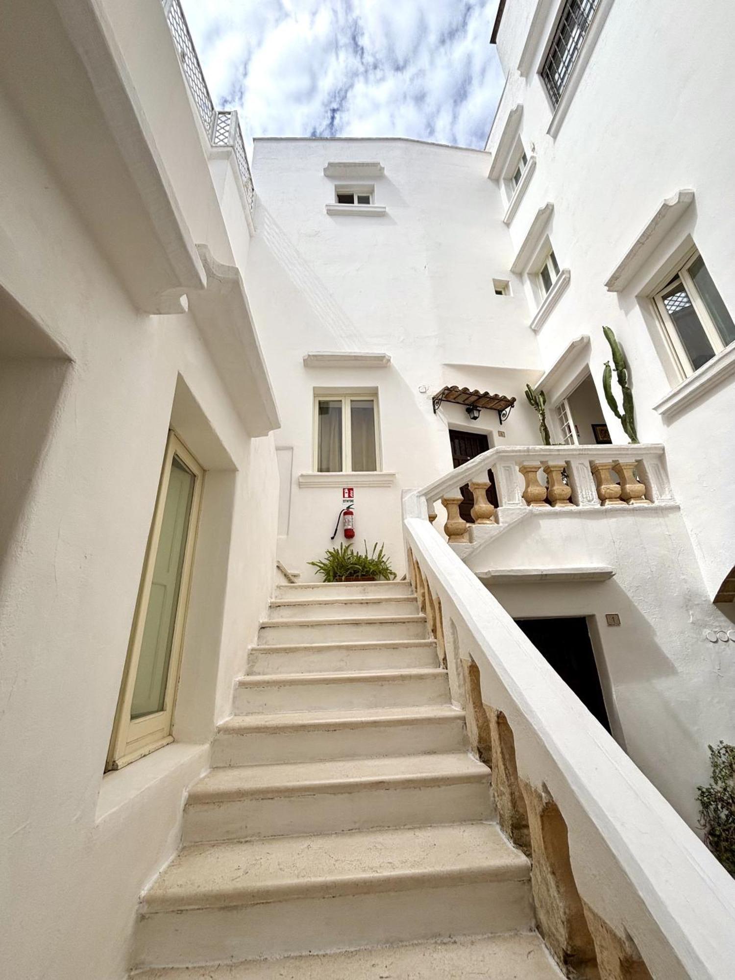 Kallistos Suites & Apartments Галлиполи Экстерьер фото